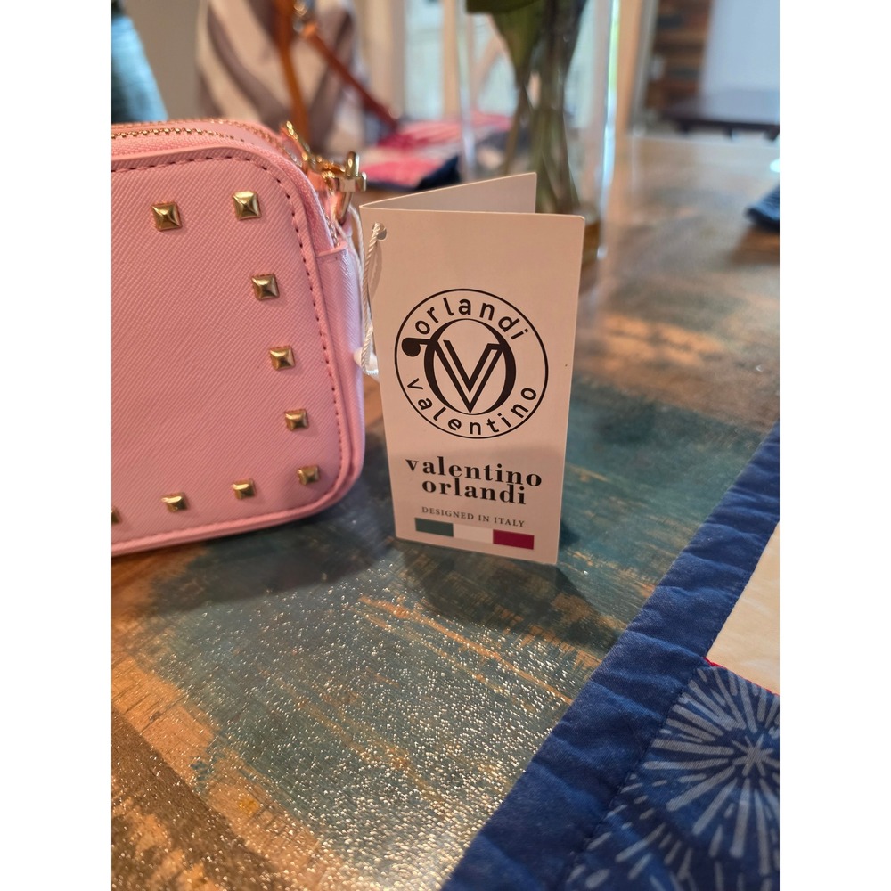 Valentino Orlandi Pink VEGAN Saffiano Studded V Logo Crossbody Camera Bag NWT - Picture 3 of 8
